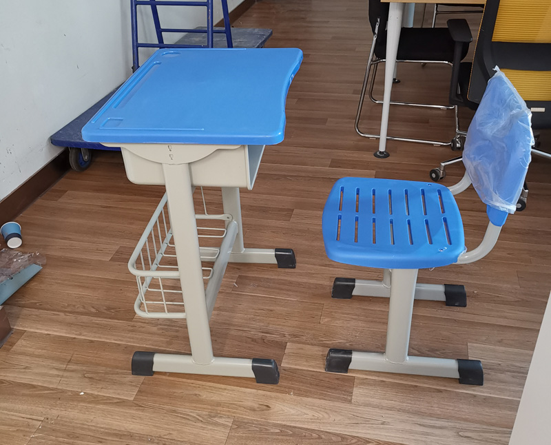 單人課桌椅